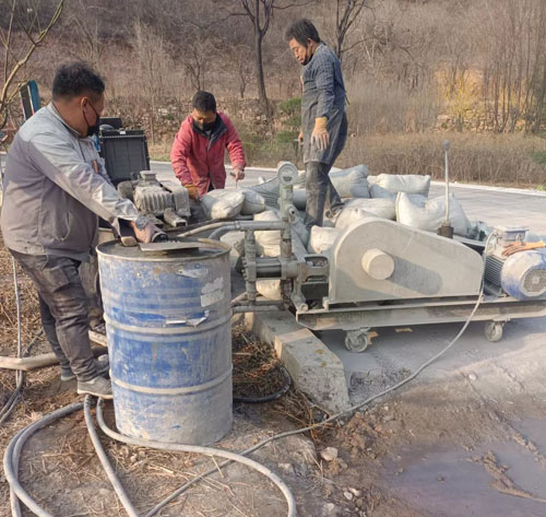 普安路面下沉注浆